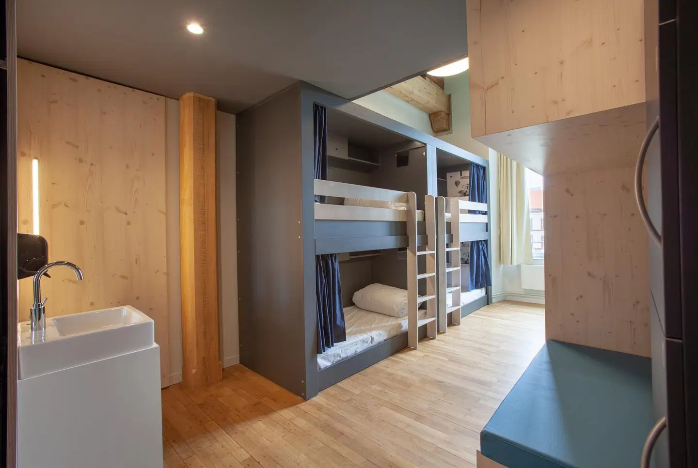 The People Strasbourg Badezimmer