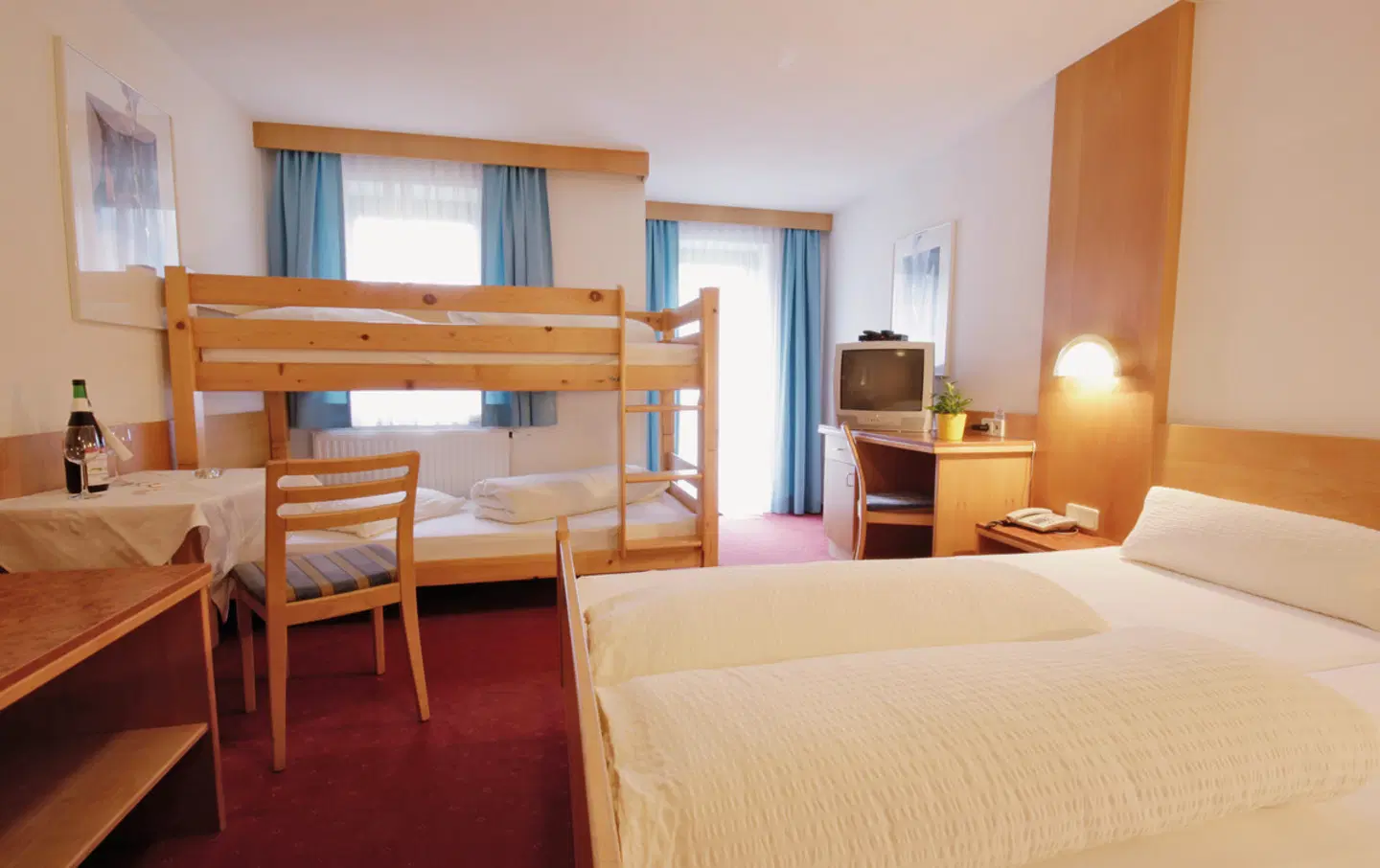 Tia Monte ROOM_EXAMPLE