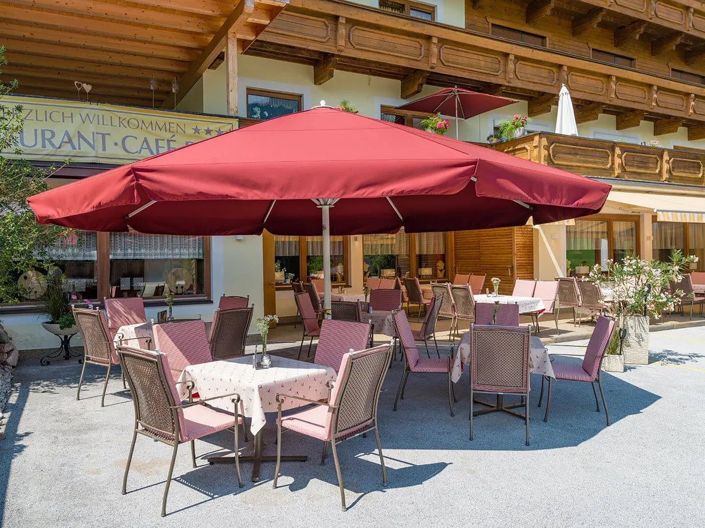 Sporthotel Tirolerhof Terrasse