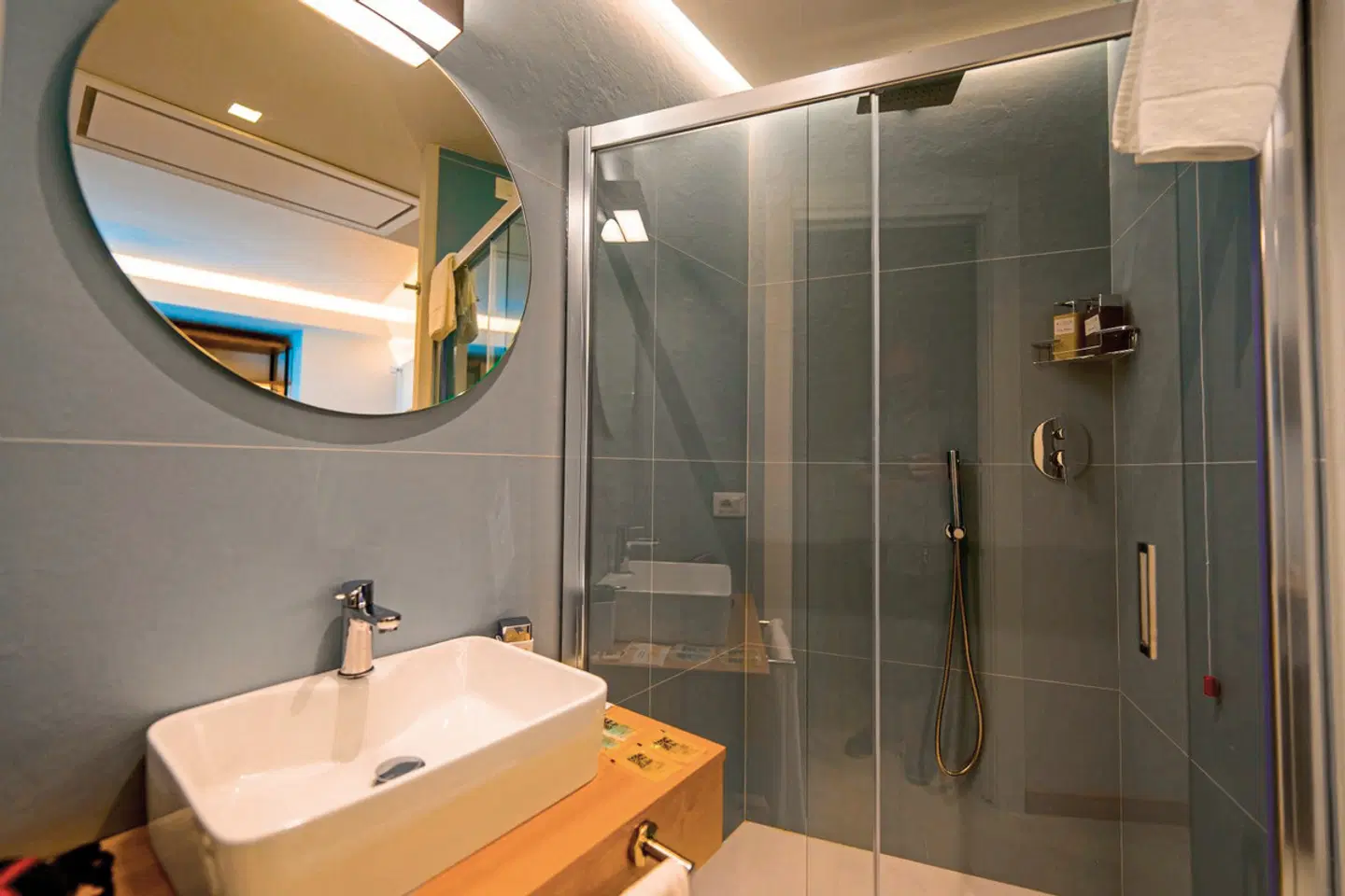 Eliseo Palace Tropea Badezimmer