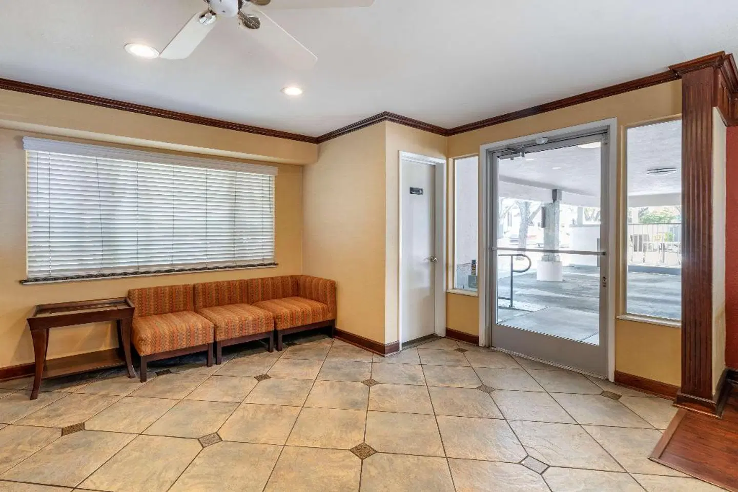 Best Western Town House Lodge ROOM_EXAMPLE