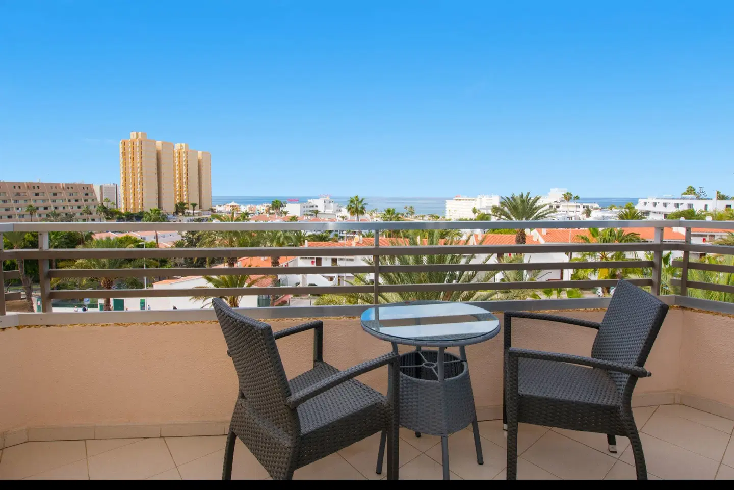 Olé Tropical Tenerife Terrasse