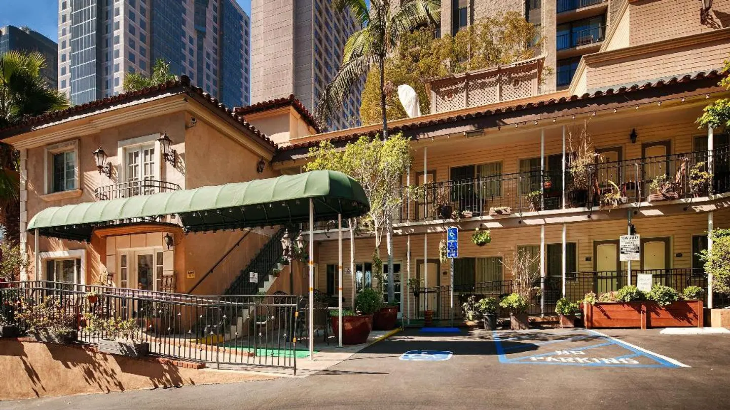 Best Western Cabrillo Garden Inn EXTERIOR