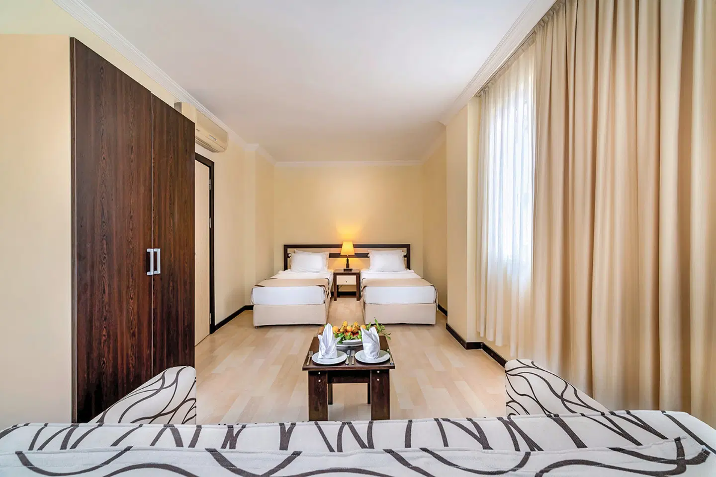 Orfeus Park ROOM_EXAMPLE