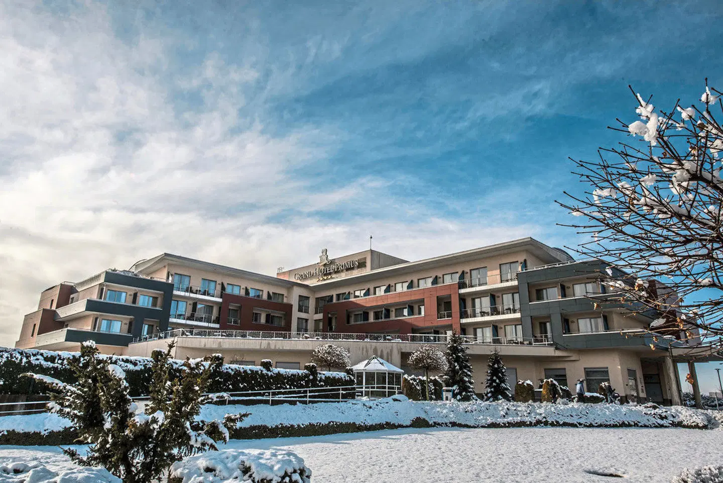 Grand Hotel Primus EXTERIOR