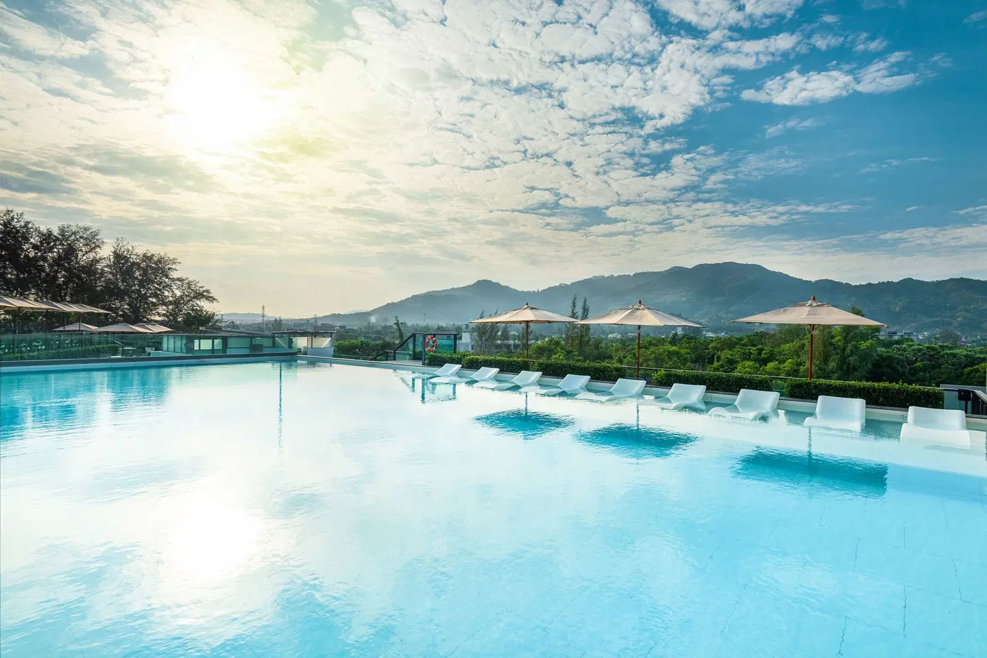 Hilton Garden Inn Phuket Bang Tao OUTDOOR_POOL
