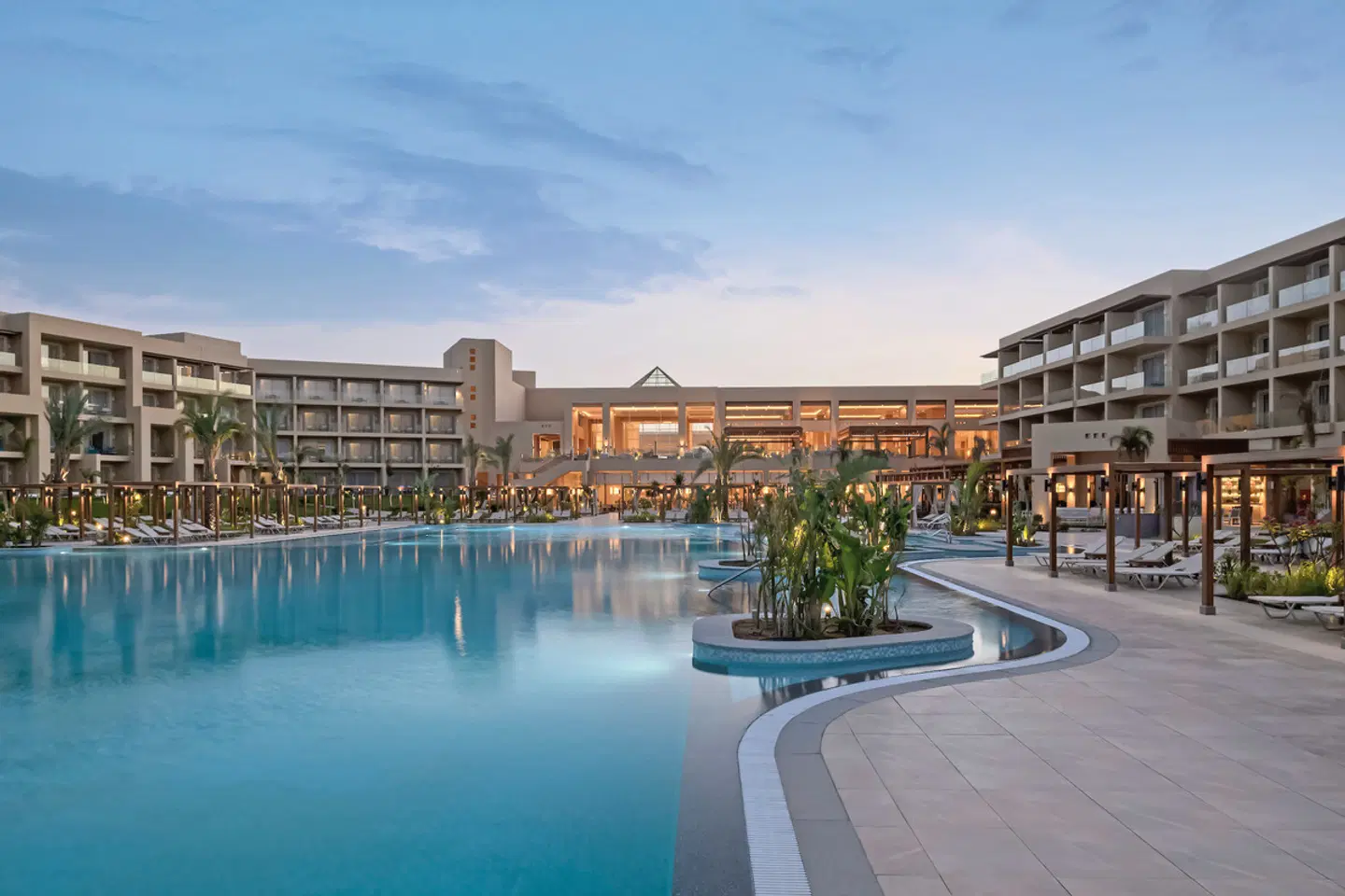 JAZ Elite Asteria OUTDOOR_POOL