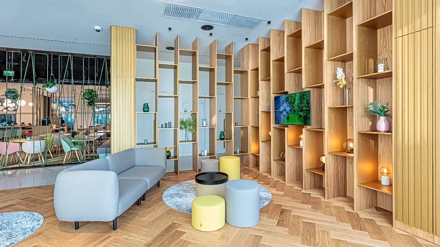Holiday Inn Prague LOUNGE_LOBBY