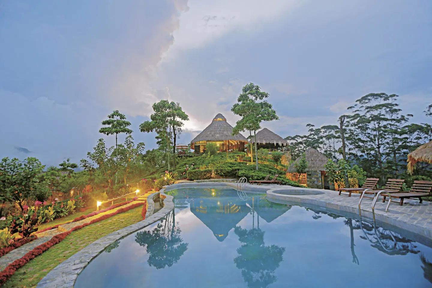 98 Acres Resort & Spa OUTDOOR_POOL