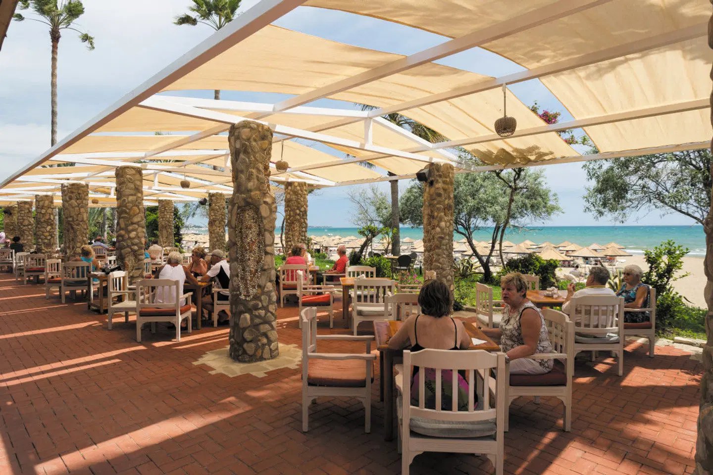 Defne Garden Terrasse