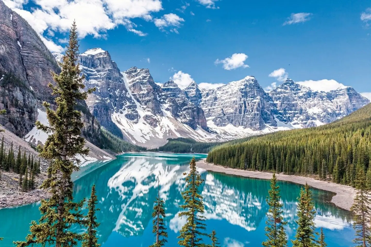 Im Land der Berge und Seen OUTDOOR_POOL