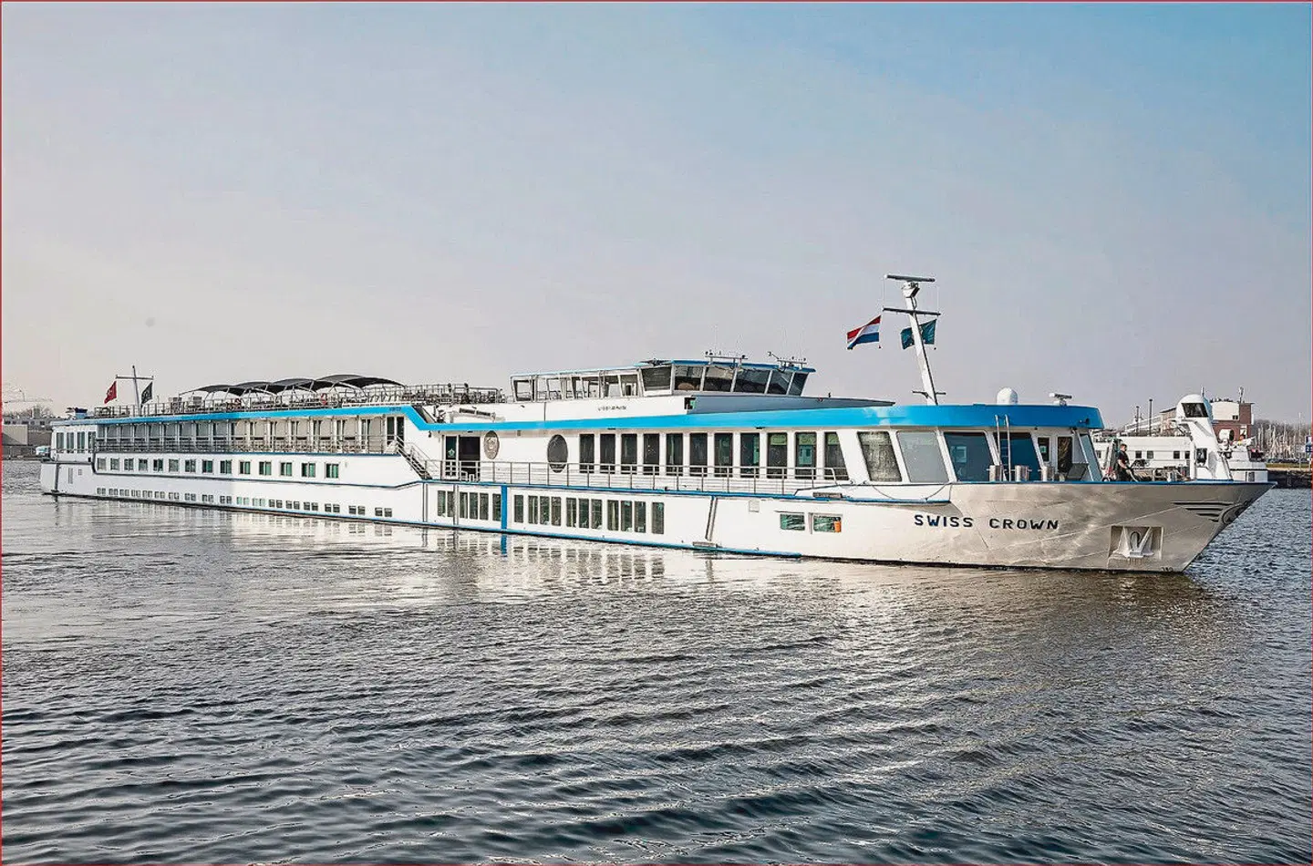 MS Swiss Crown - Donauwalzer LANDSCAPE