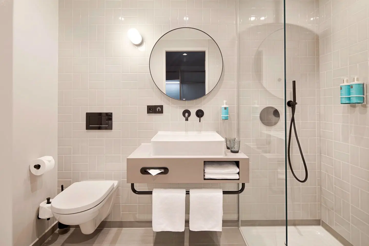 Novotel Hamburg Central Station Badezimmer