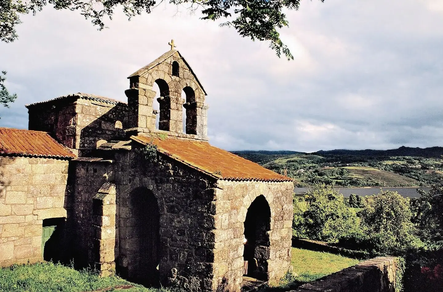 Wandern auf dem Jakobsweg - Die französische Route EXTERIOR