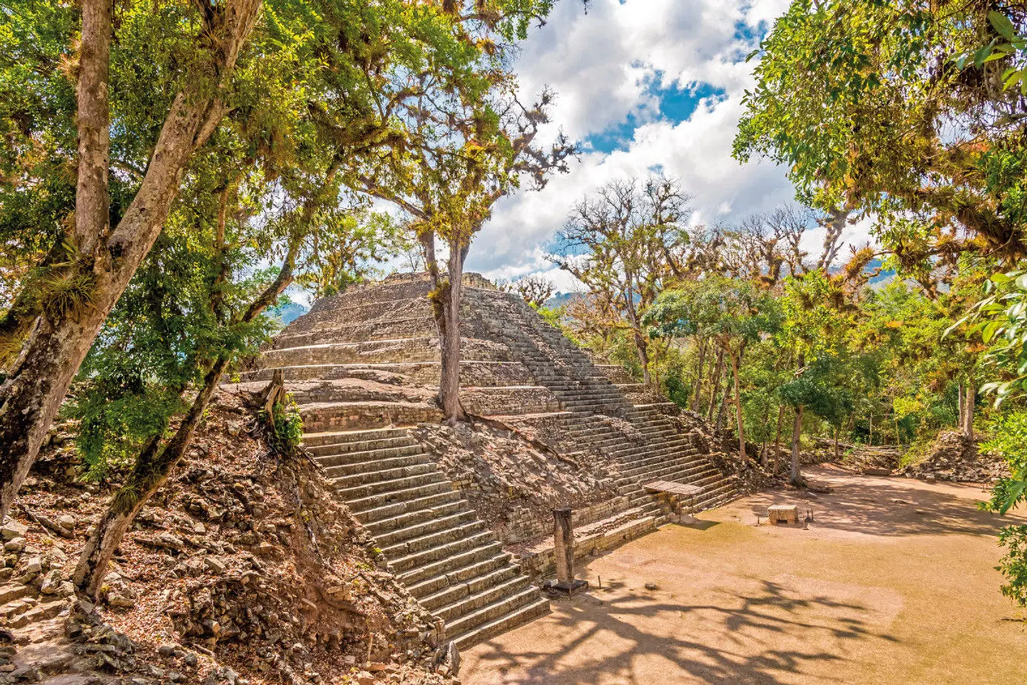 Kaleidoskop der Mayamystik - von Mexico City bis Guatemala LANDSCAPE