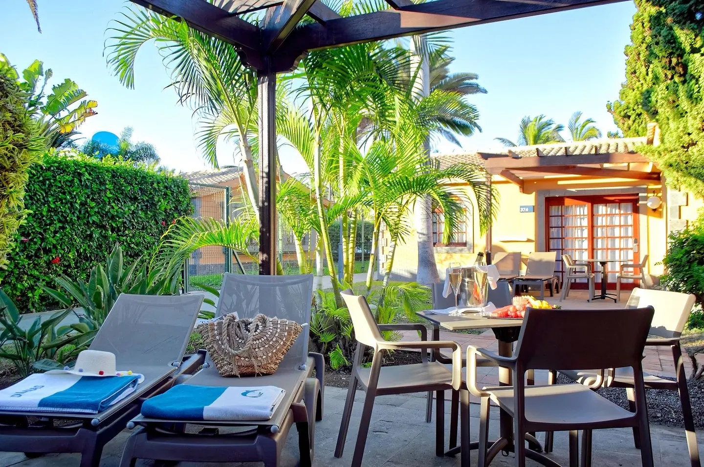 Suites & Villas by Dunas TERRACE