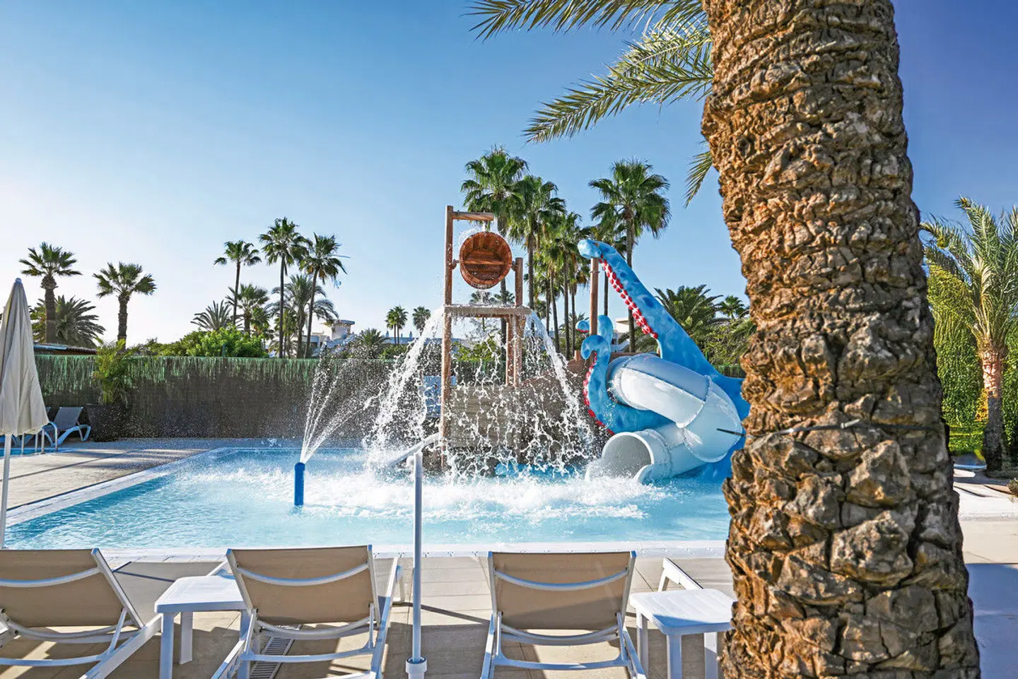 HL Miraflor Suites TERRACE