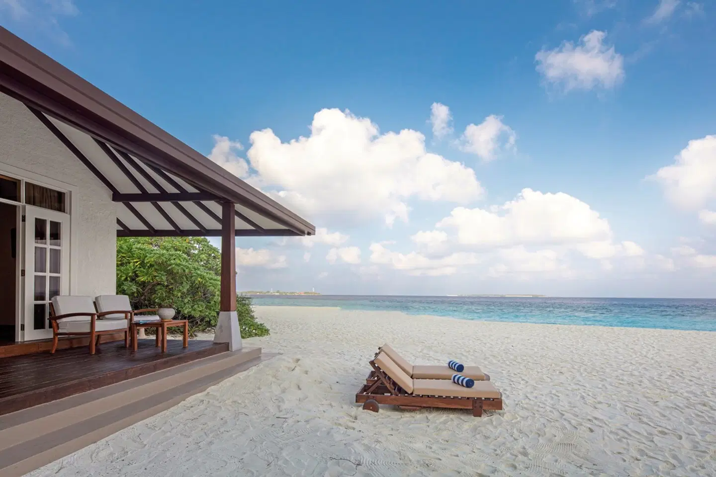 ADAARAN Select Meedhupparu BEACH