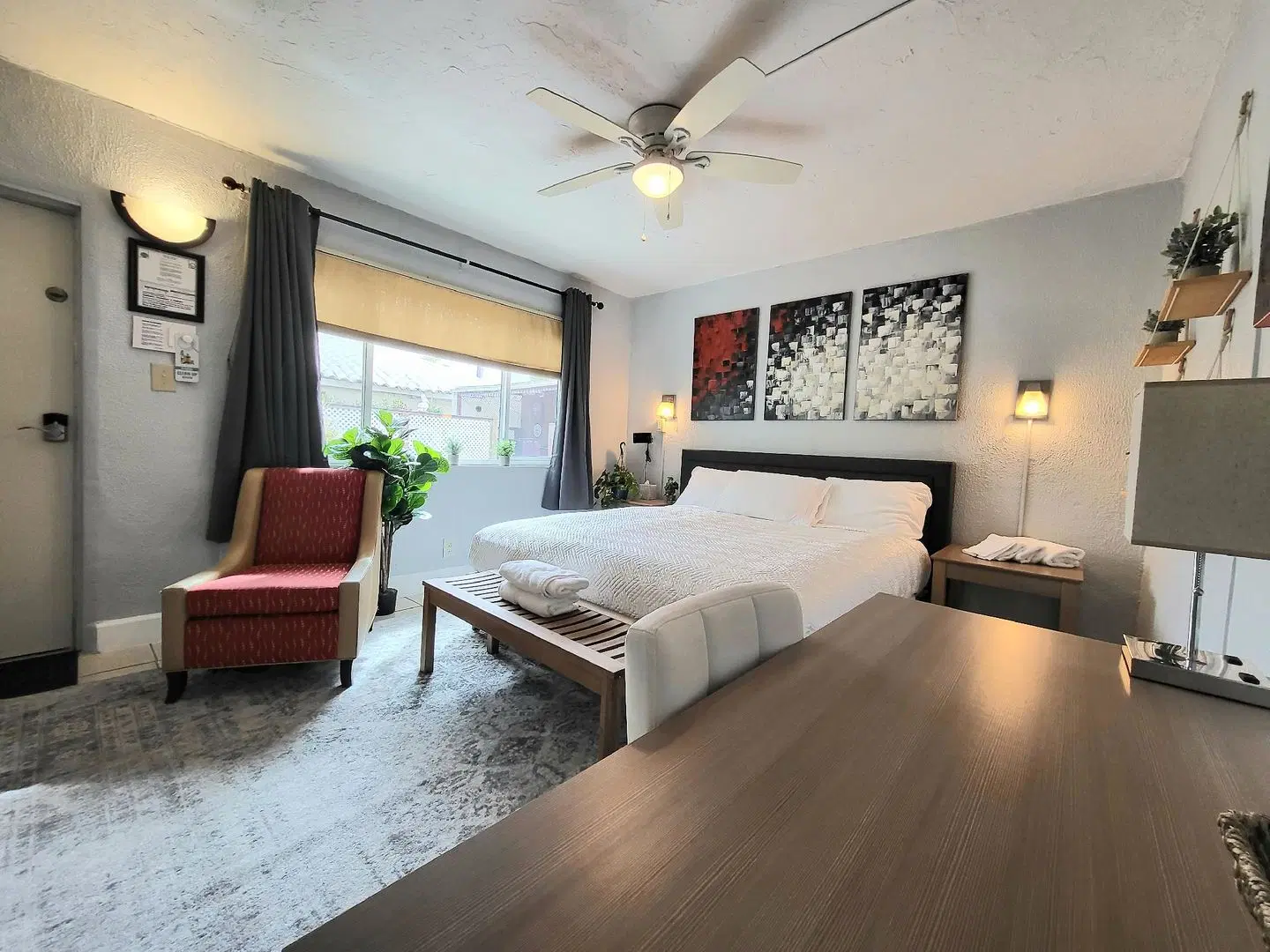 Barefoot Mailman Motel ROOM_EXAMPLE