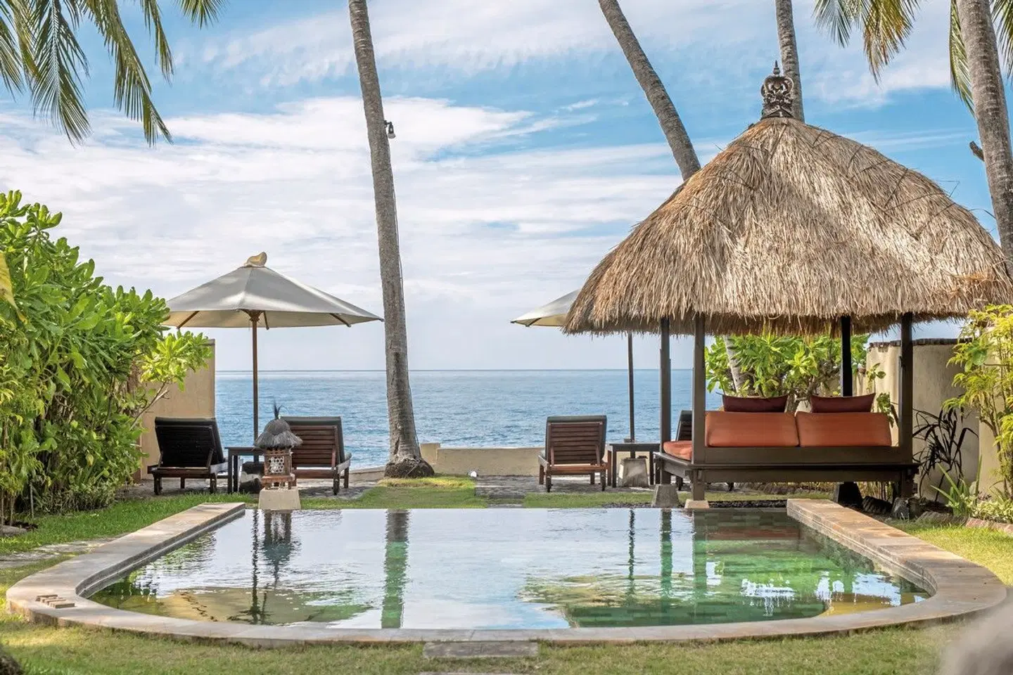 Alam Anda Ocean Front Resort & Spa OUTDOOR_POOL