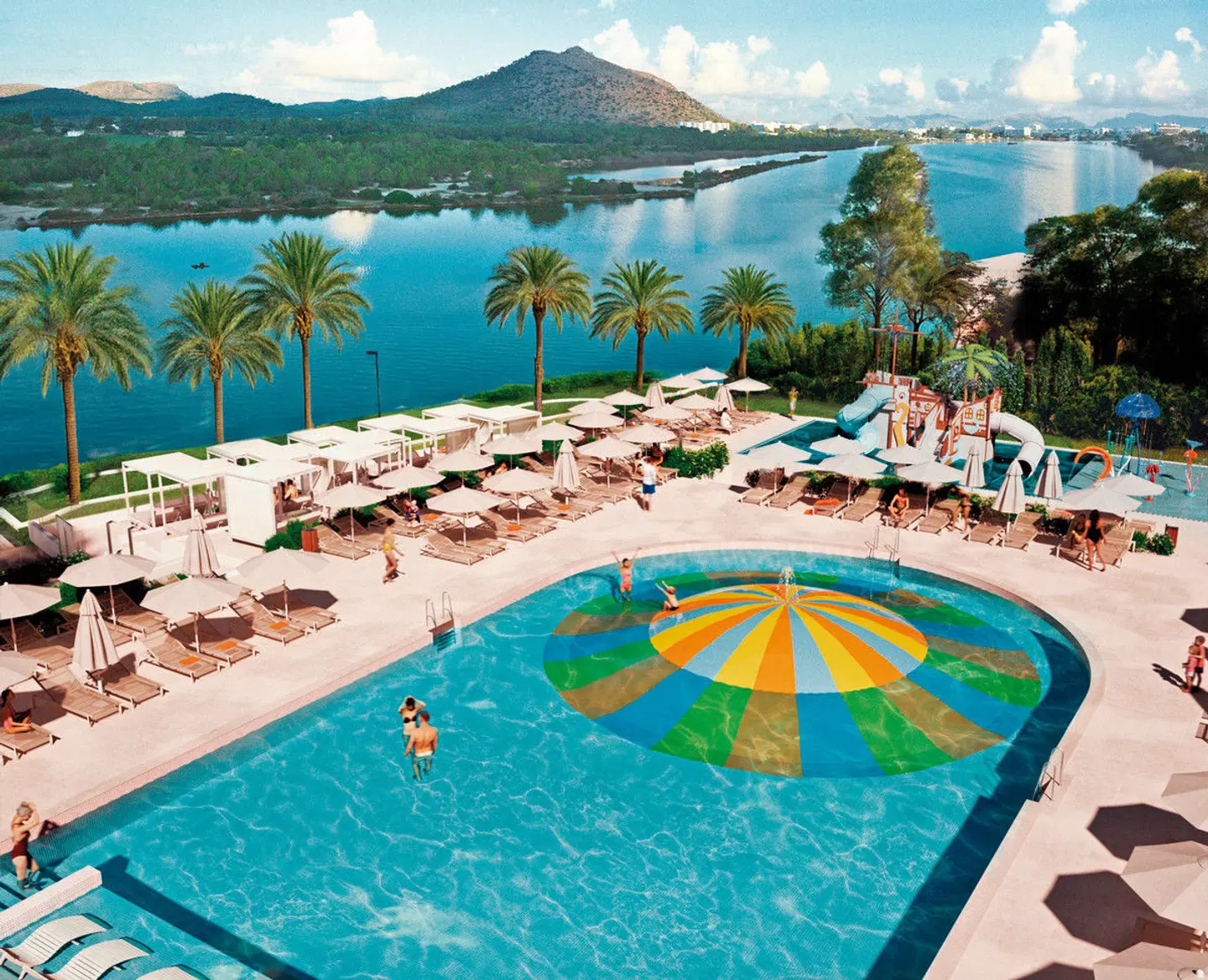 VIVA Eden Lago OUTDOOR_POOL