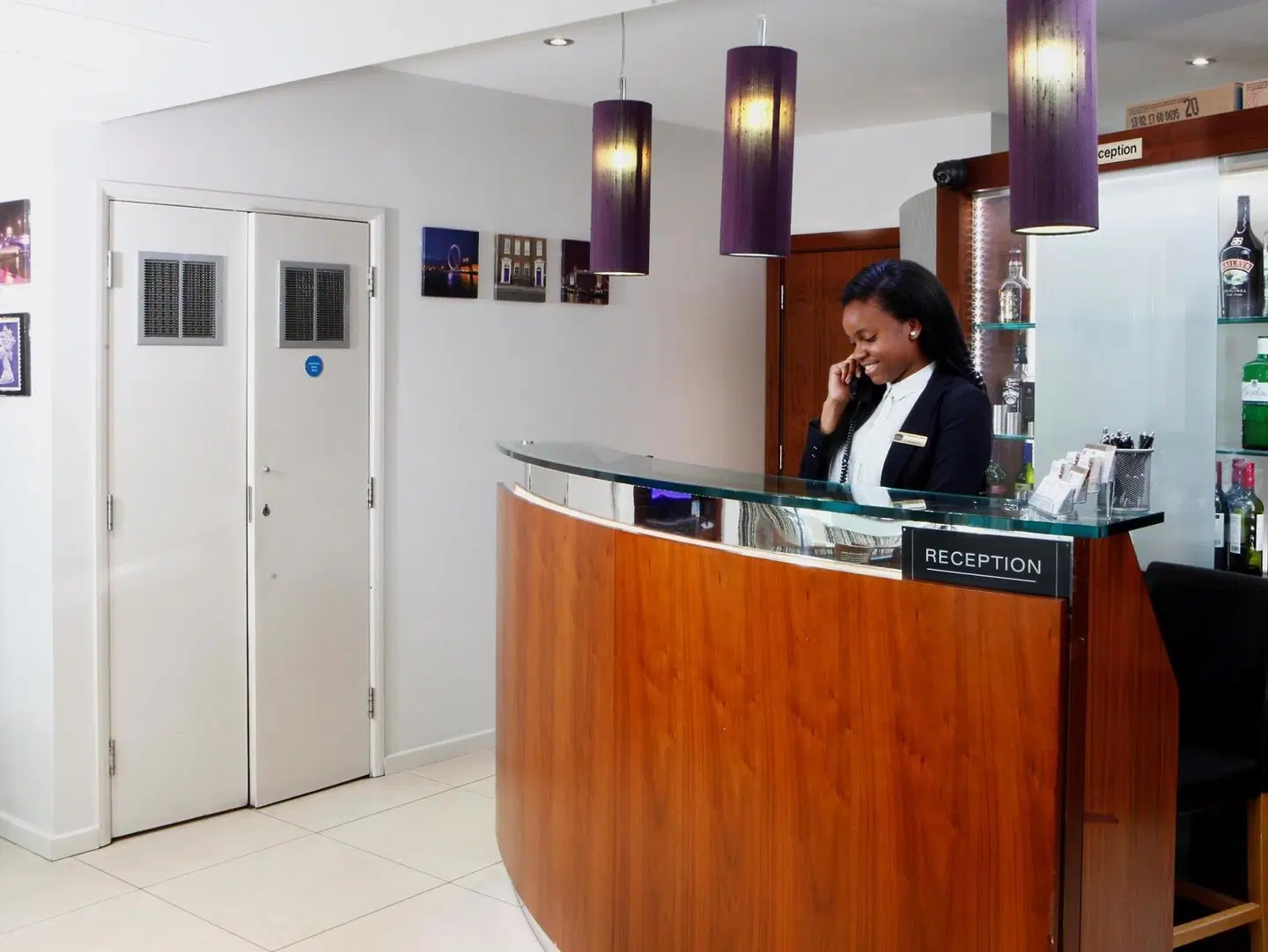 Seraphine Kensington Olympia LOUNGE_LOBBY