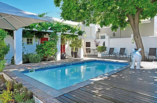 Ashbourne Boutique Guest House OUTDOOR_POOL