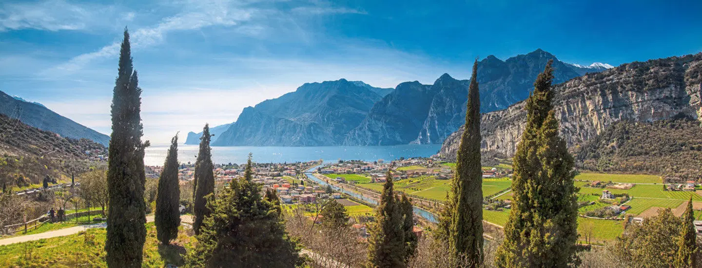 Von Meran zum Gardasee LANDSCAPE