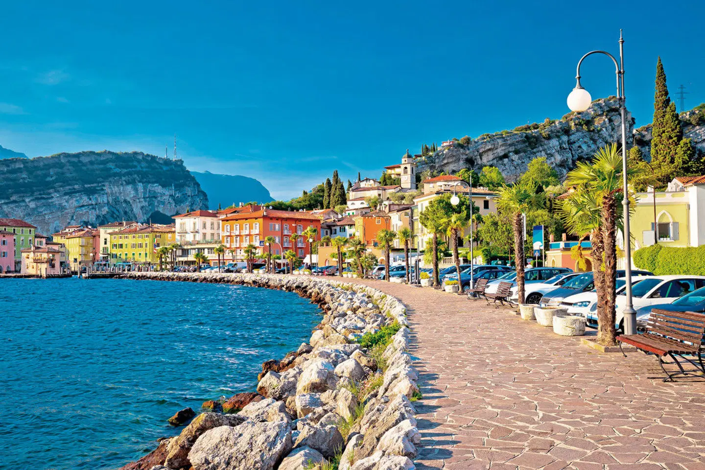 Von Meran zum Gardasee EXTERIOR