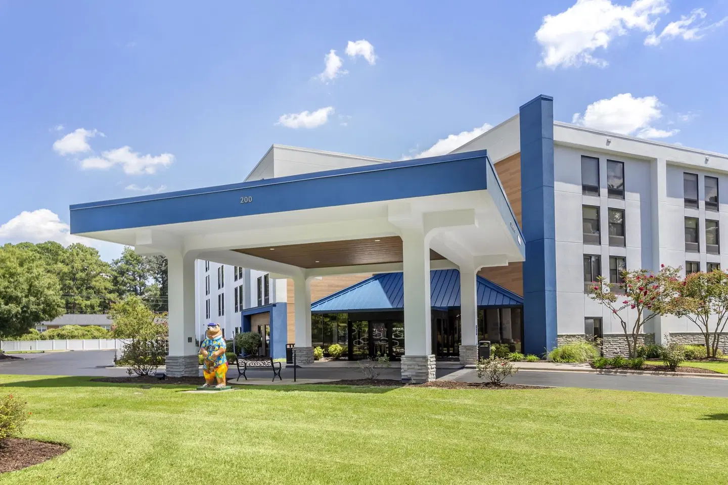 Hampton Inn New Bern EXTERIOR
