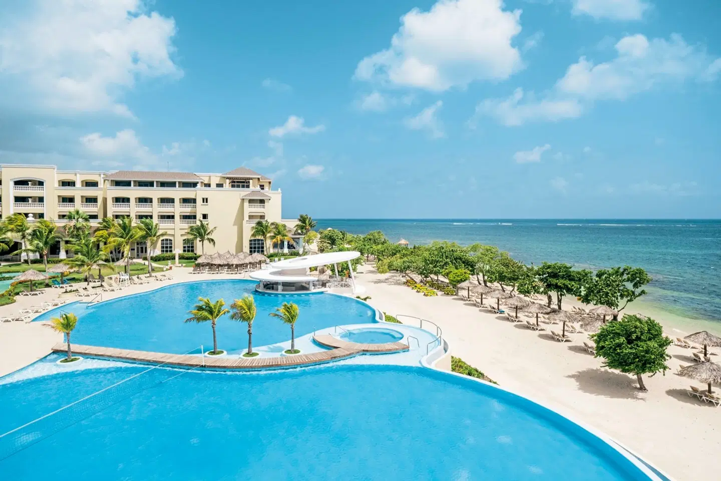 Iberostar Waves Rose Hall Beach OUTDOOR_POOL