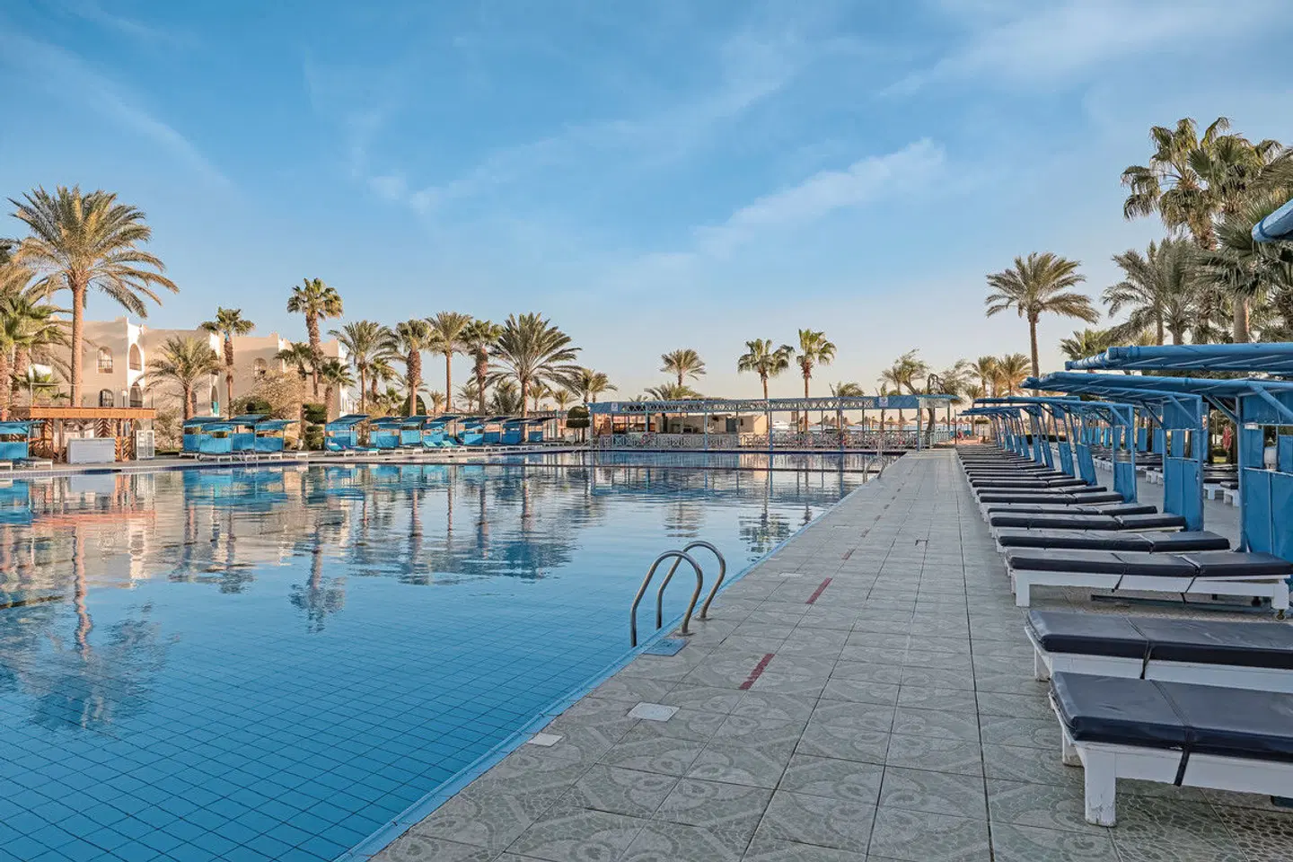 Arabia Azur Resort OUTDOOR_POOL