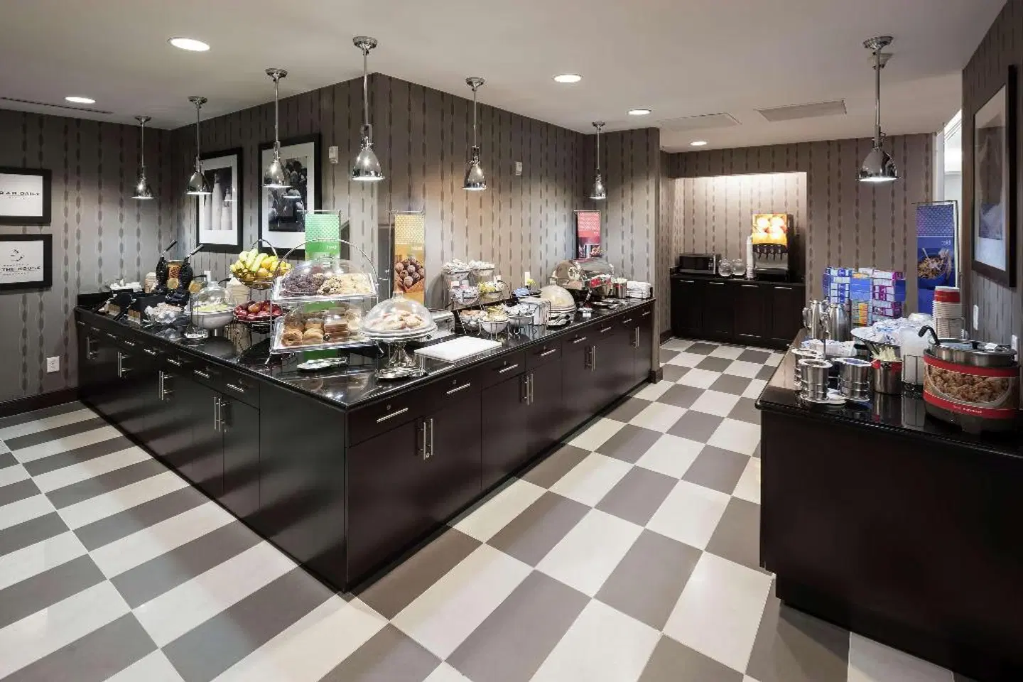 Hampton Inn San Diego-Downtown Restaurant