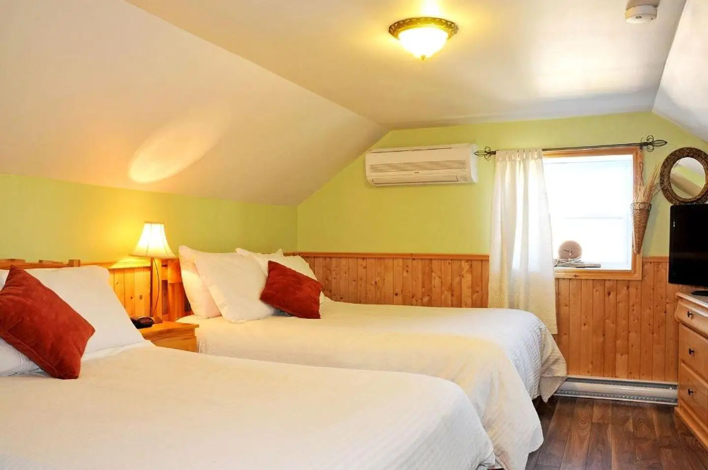 La Galouine auberge et Restaurant ROOM_EXAMPLE