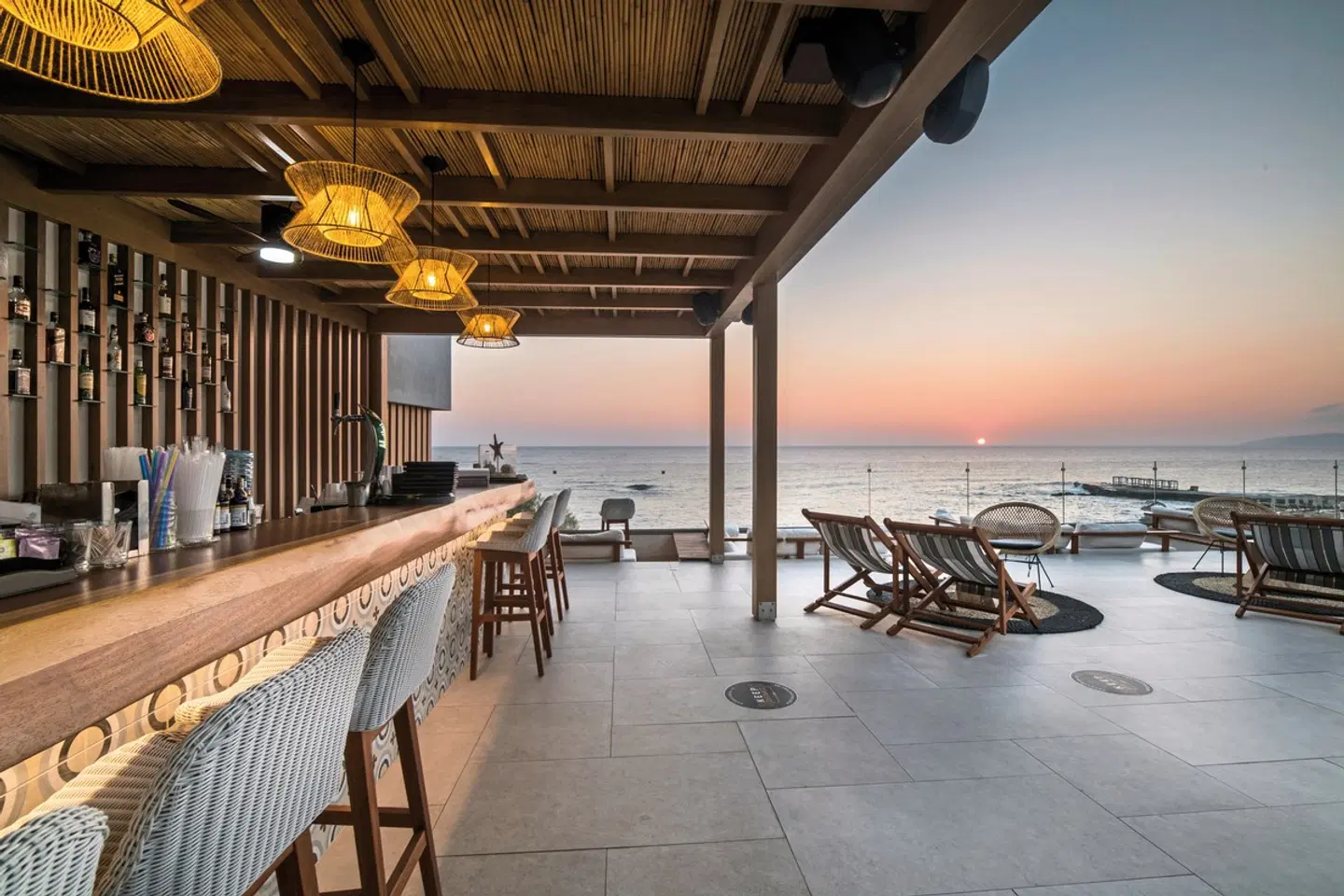 Akasha Beach Hotel & Spa Terrasse