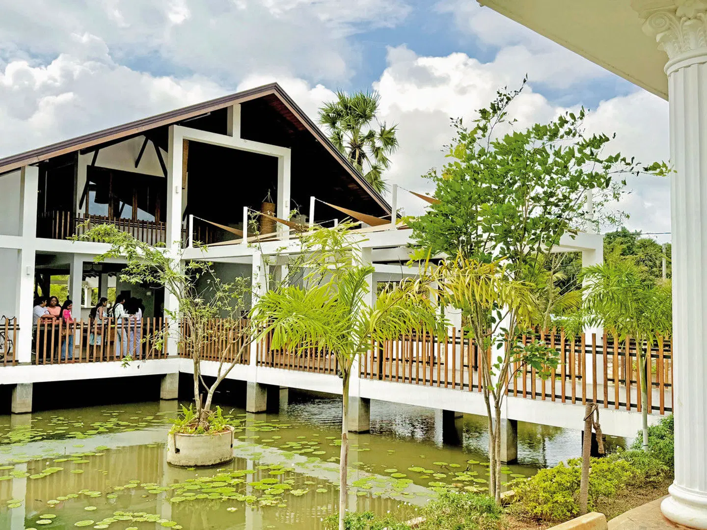 Uppuveli Beach by DSK EXTERIOR