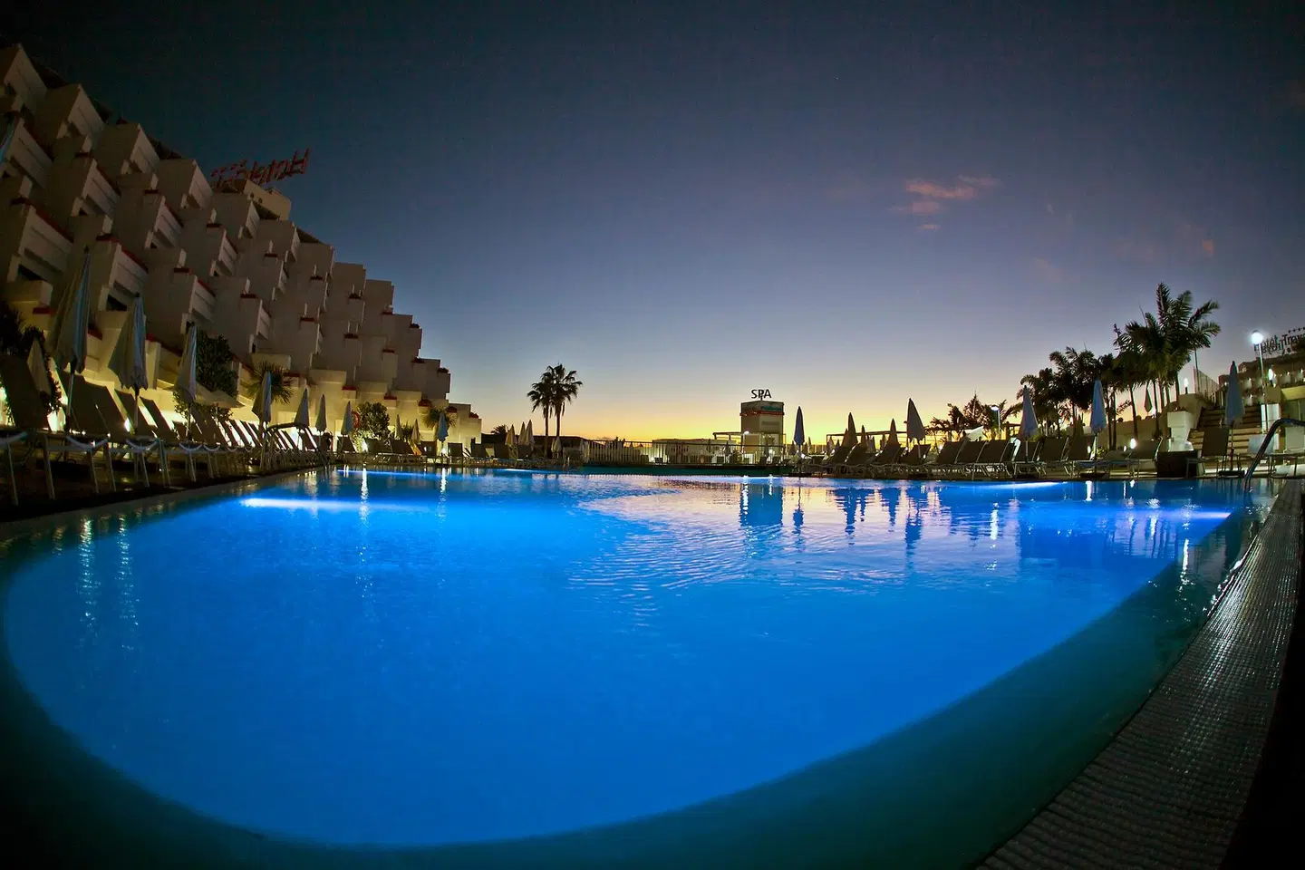 Alexandre Hotel Gala OUTDOOR_POOL