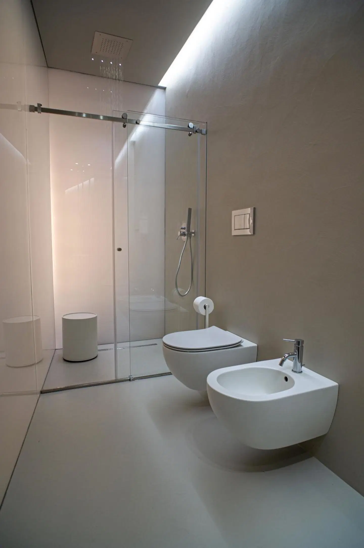 Five Place Design Suite & Apartments Badezimmer