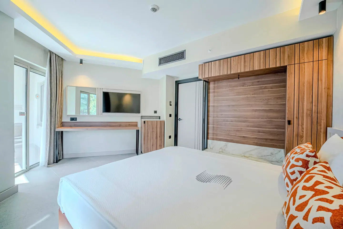 Side Sun ROOM_EXAMPLE