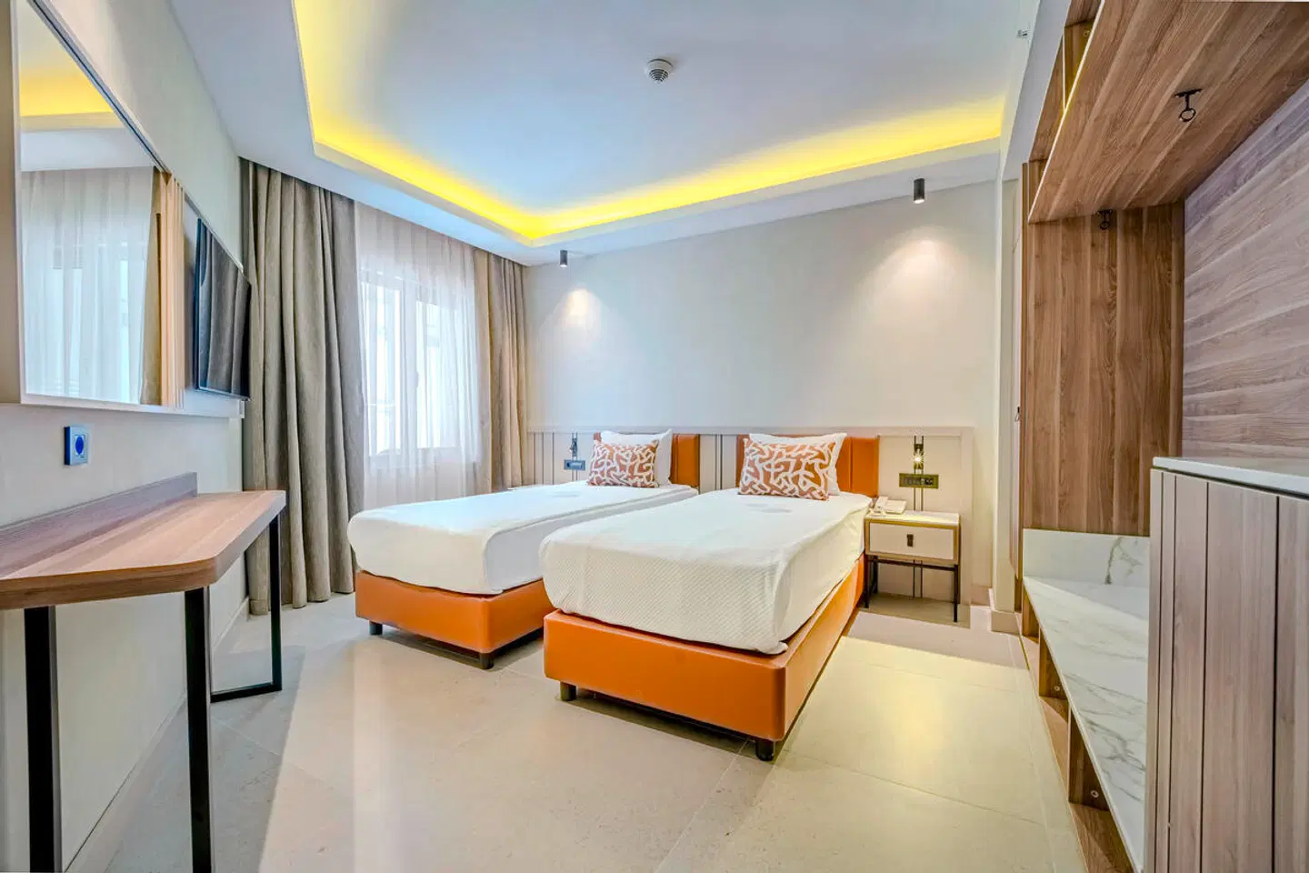 Side Sun ROOM_EXAMPLE