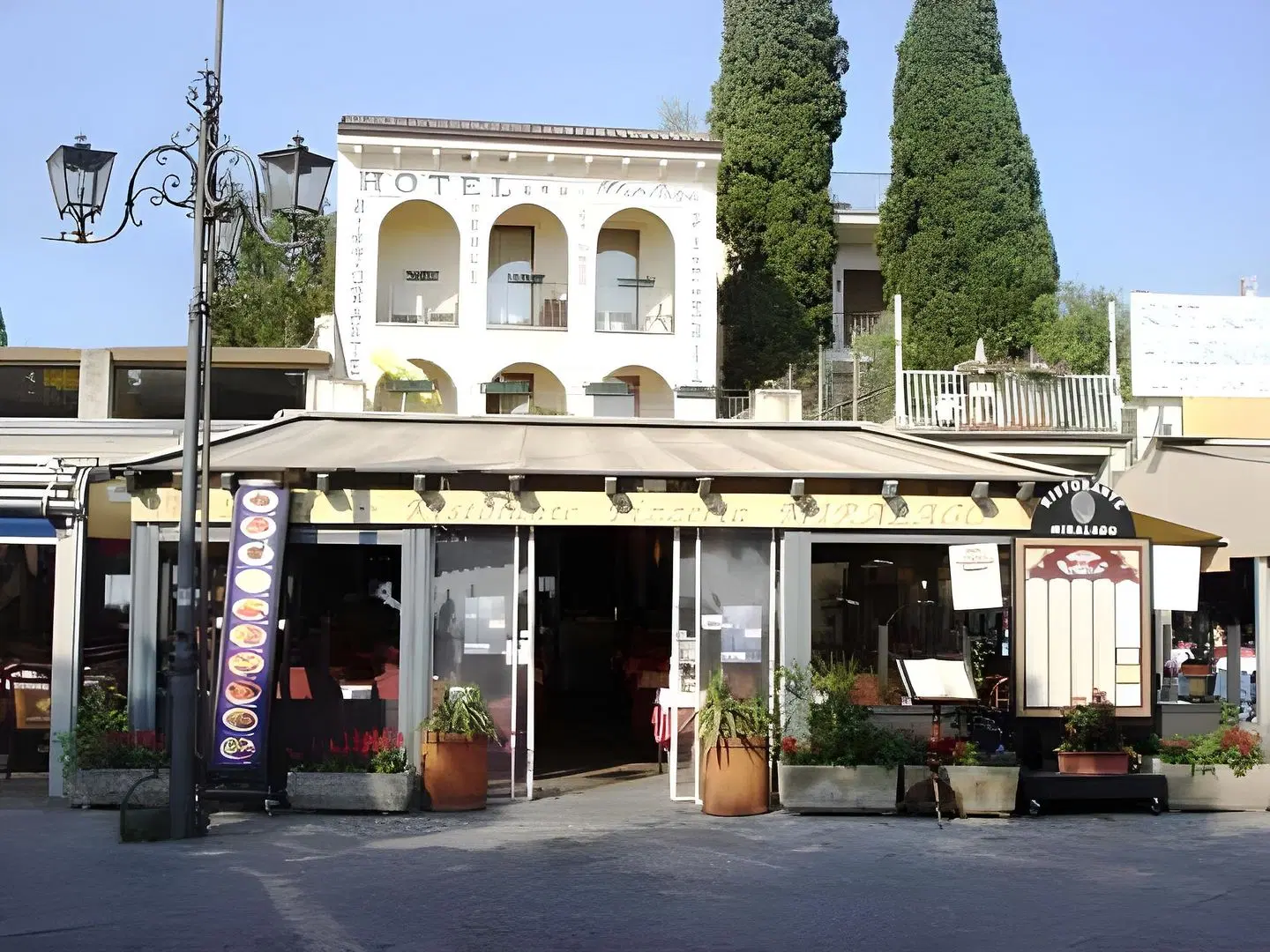 Hotel Ristorante Miralago EXTERIOR
