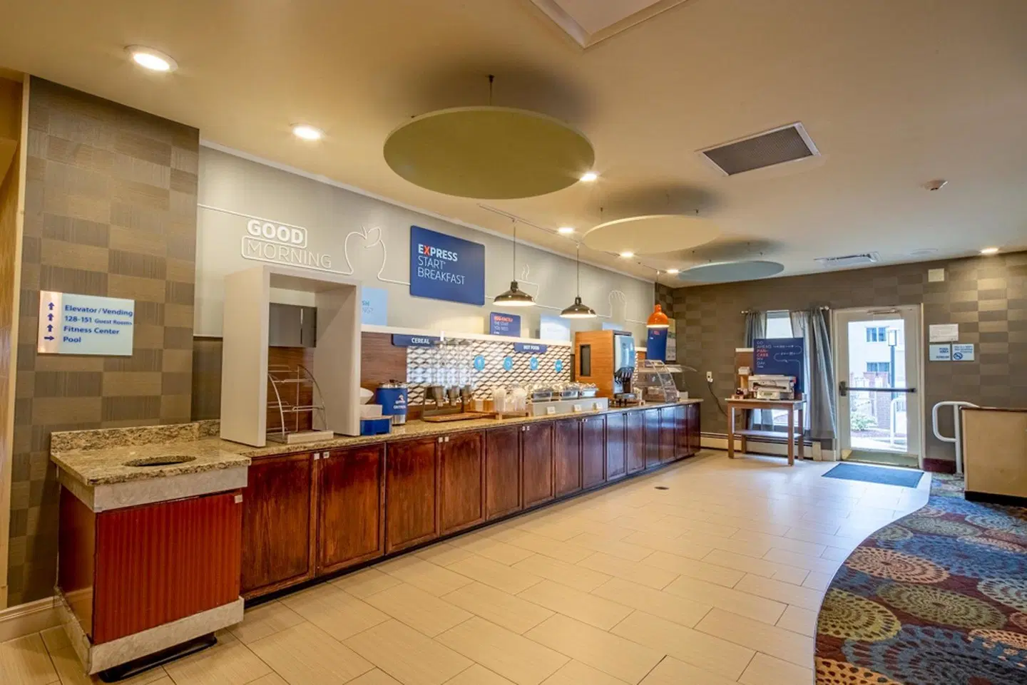 Holiday Inn Express & Suites Pittsburgh Airport Restaurant
