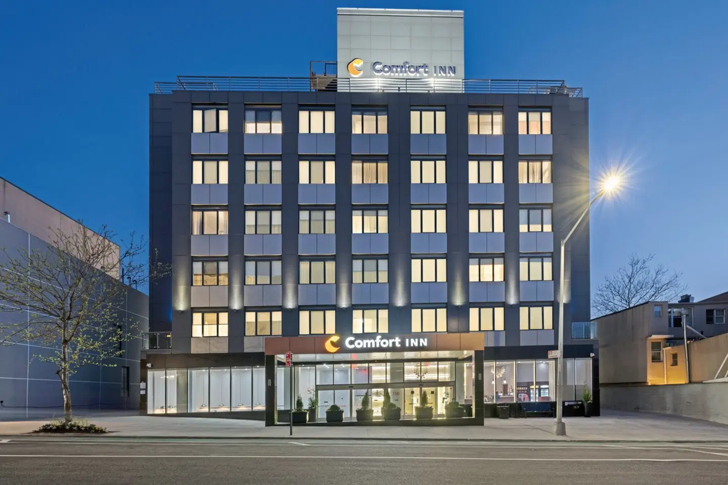 Comfort Inn Prospect Park-Brooklyn EXTERIOR