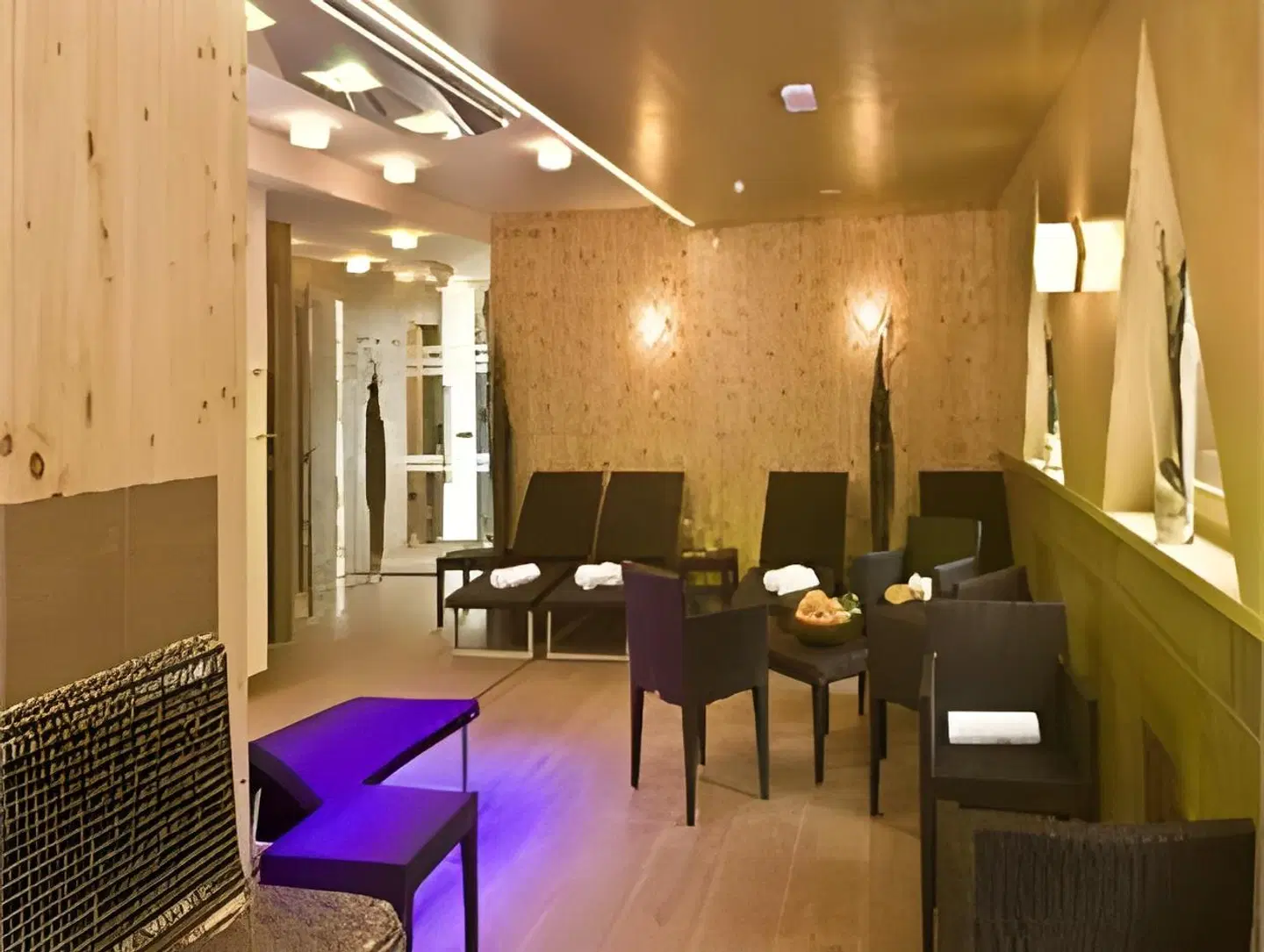 Zum Hirschen LOUNGE_LOBBY