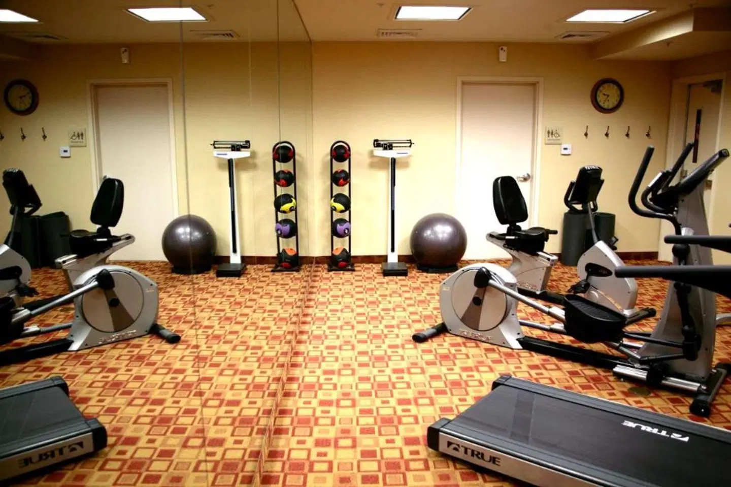 Hilton Garden Inn San Diego Del Mar SPORTS_AND_LEISURE