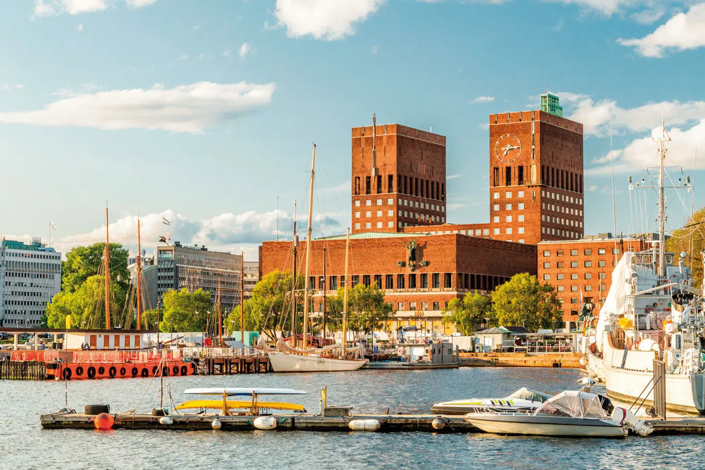 Mit Schiff und Bahn von Oslo nach Bergen EXTERIOR