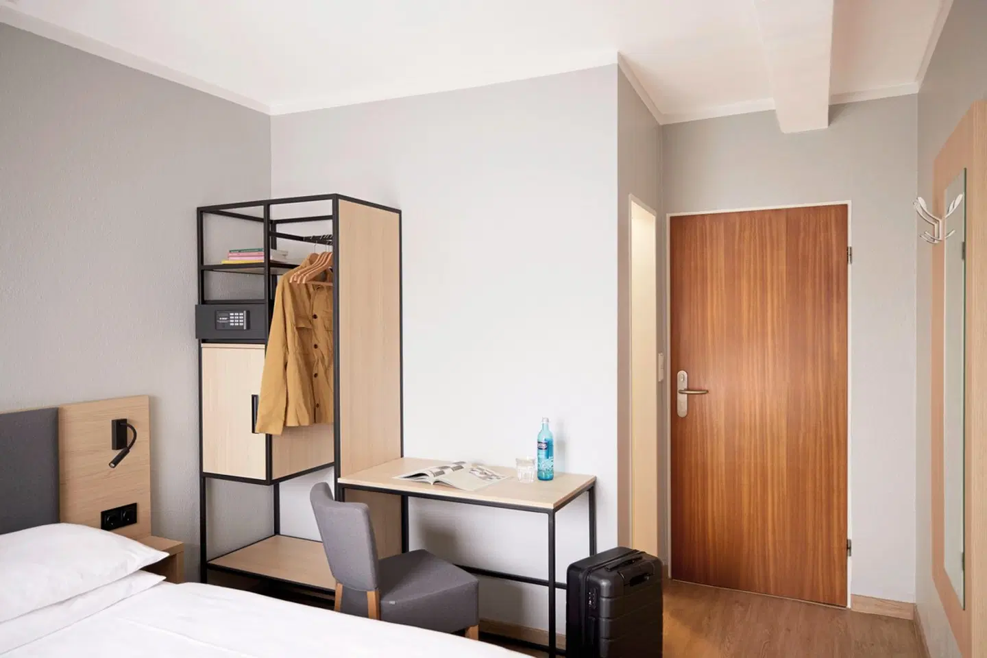 Hotel Central ROOM_EXAMPLE