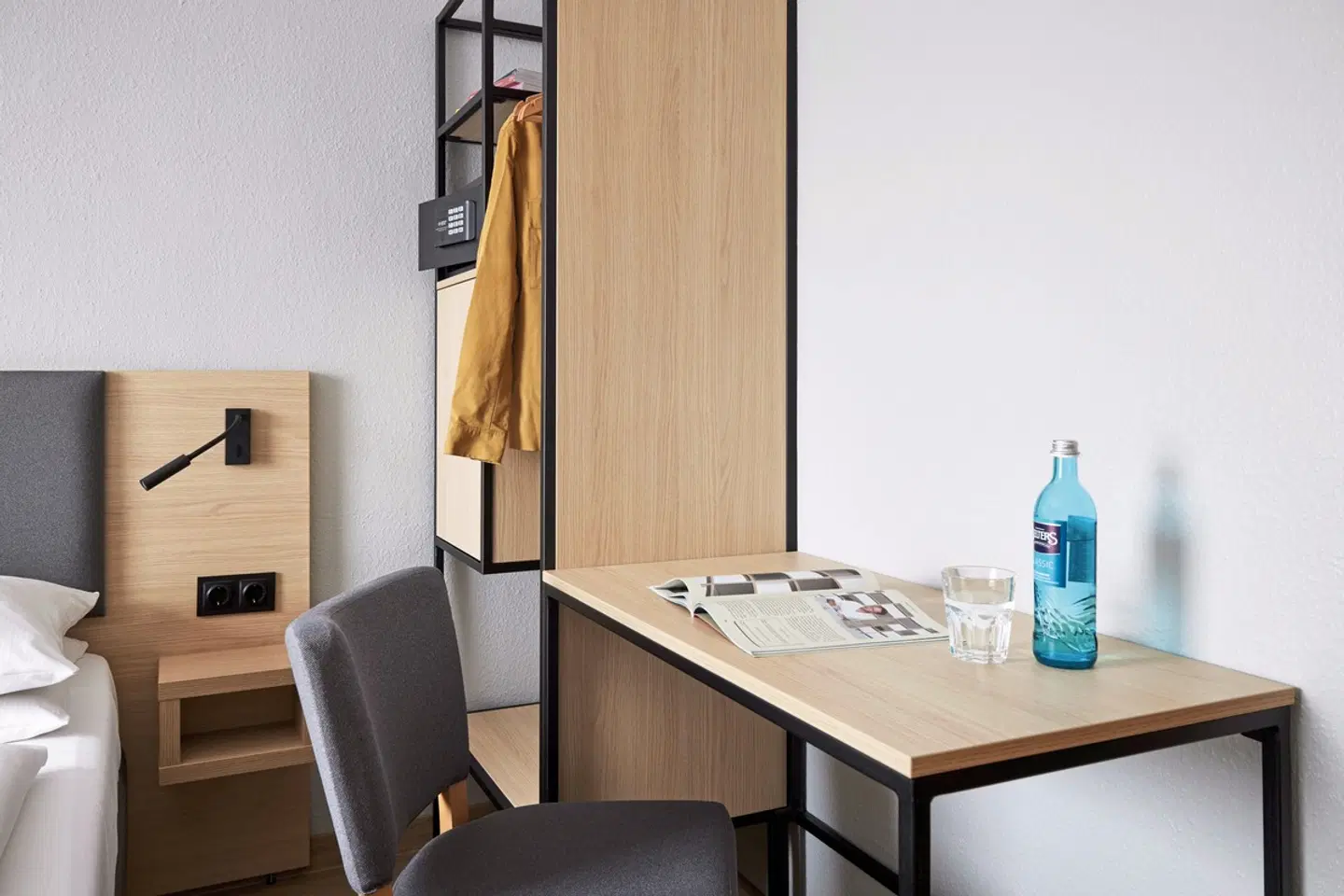 Hotel Central ROOM_EXAMPLE