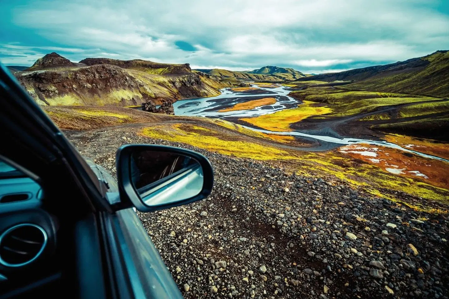 Hochland und Vulkane Strand