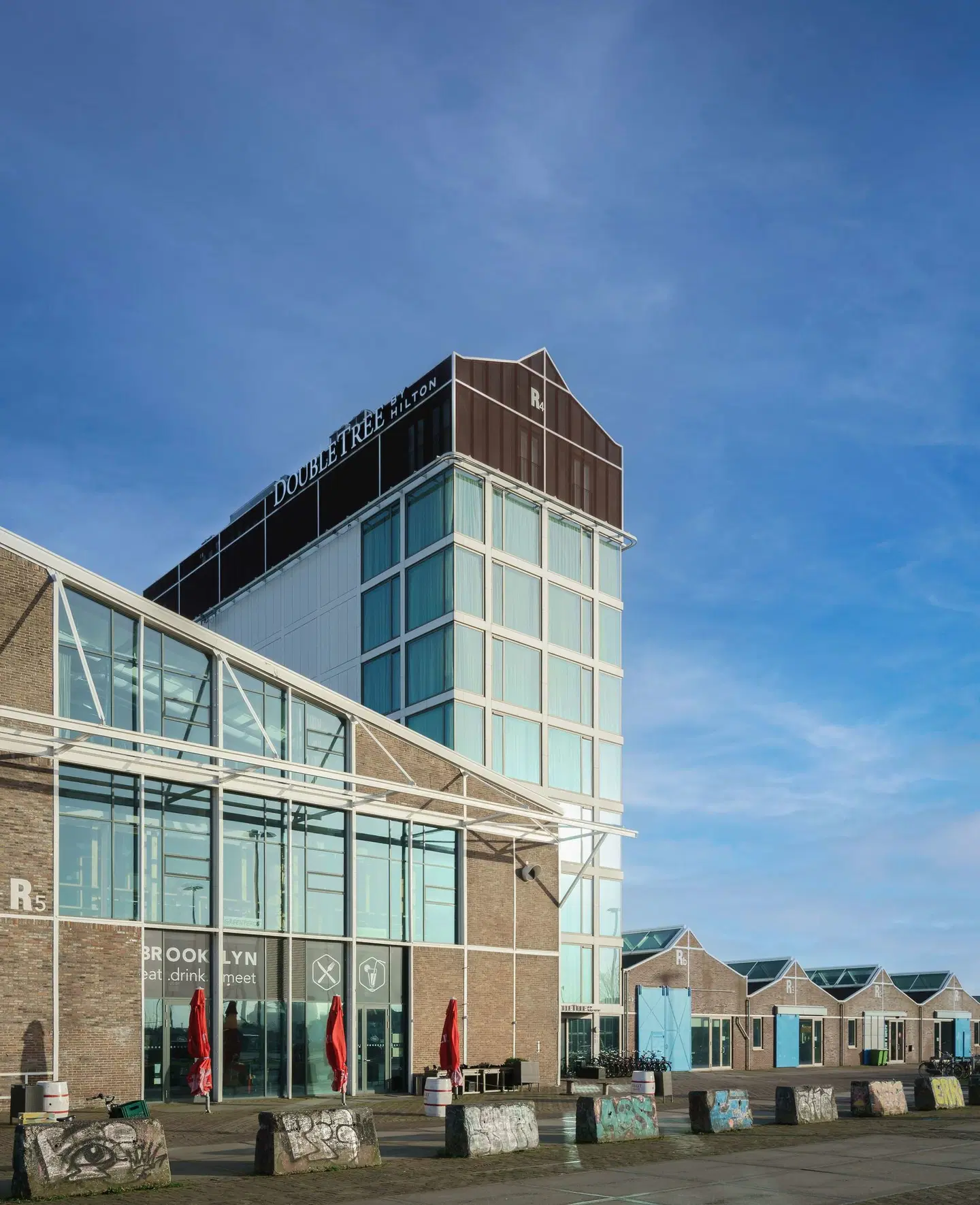 DoubleTree by Hilton Hotel Amsterdam - NDSM Wharf EXTERIOR